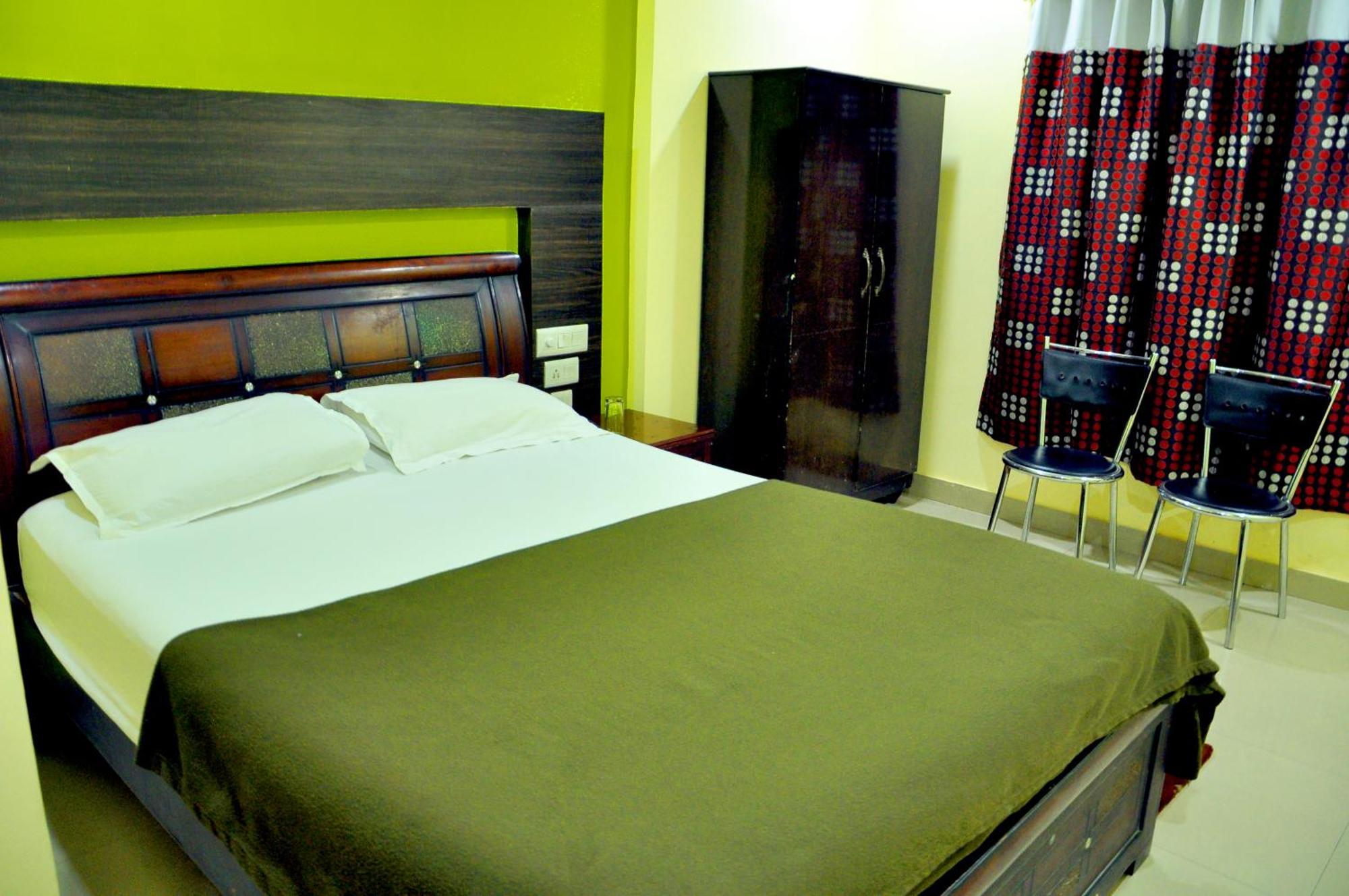 Hotel In Nova Hyderabad Bagian luar foto